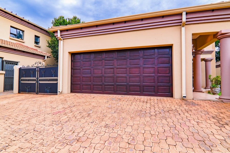 4 Bedroom Property for Sale in Highveld Gauteng