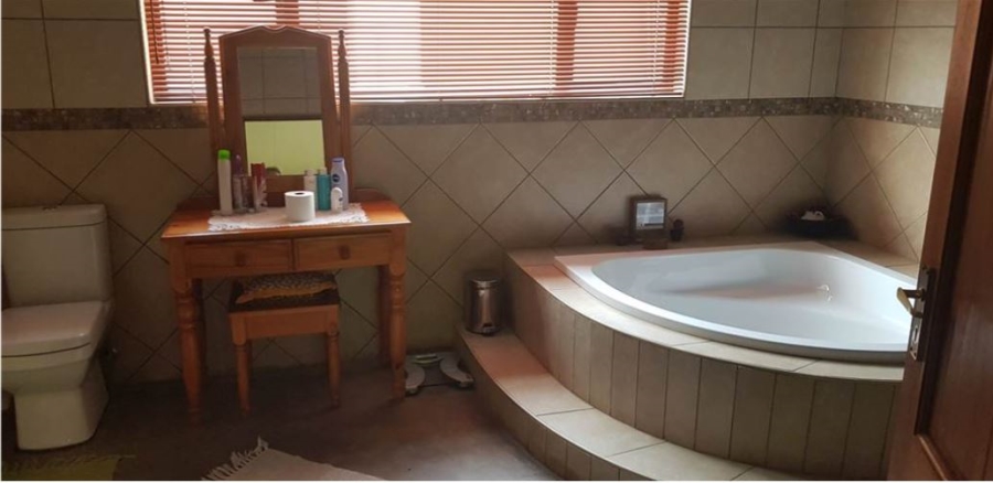 2 Bedroom Property for Sale in Gerardsville Gauteng