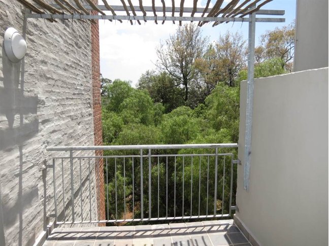 1 Bedroom Property for Sale in Upper Houghton Gauteng