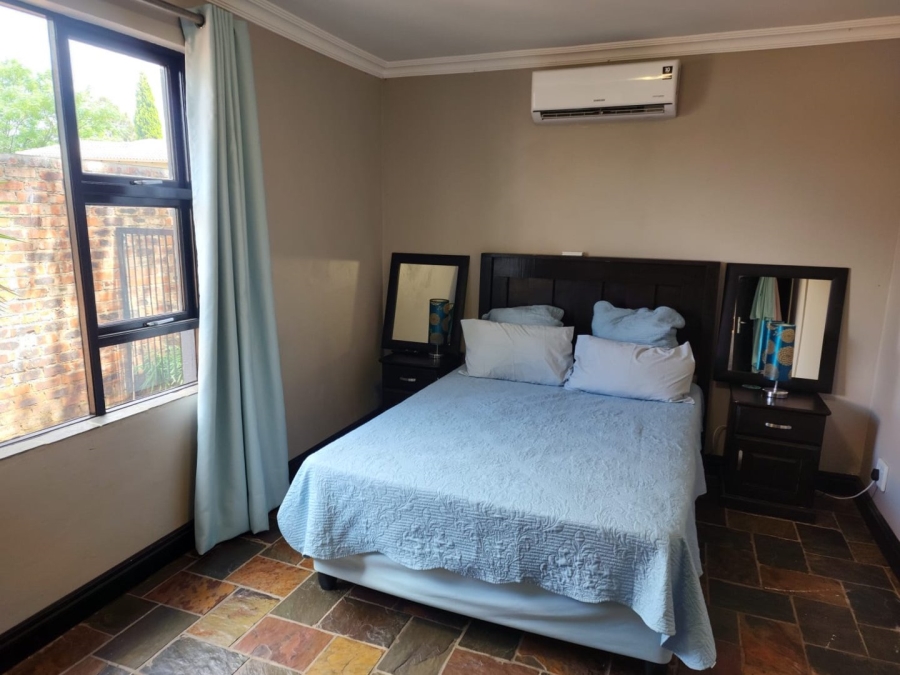 5 Bedroom Property for Sale in Summerset Gauteng