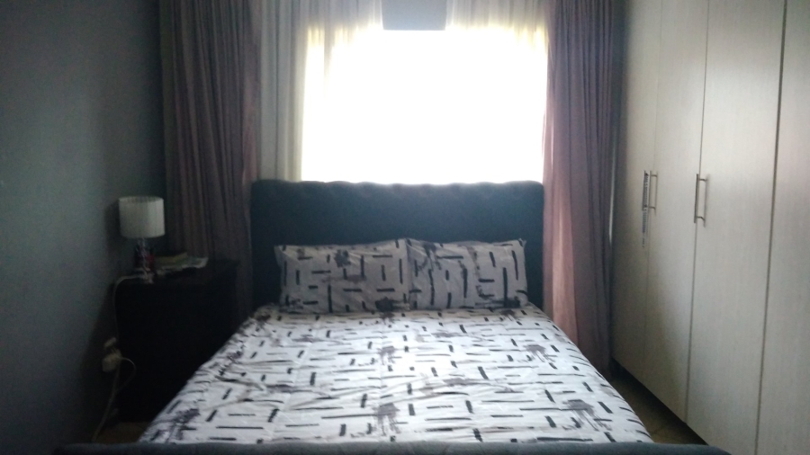 2 Bedroom Property for Sale in Stone Ridge Gauteng