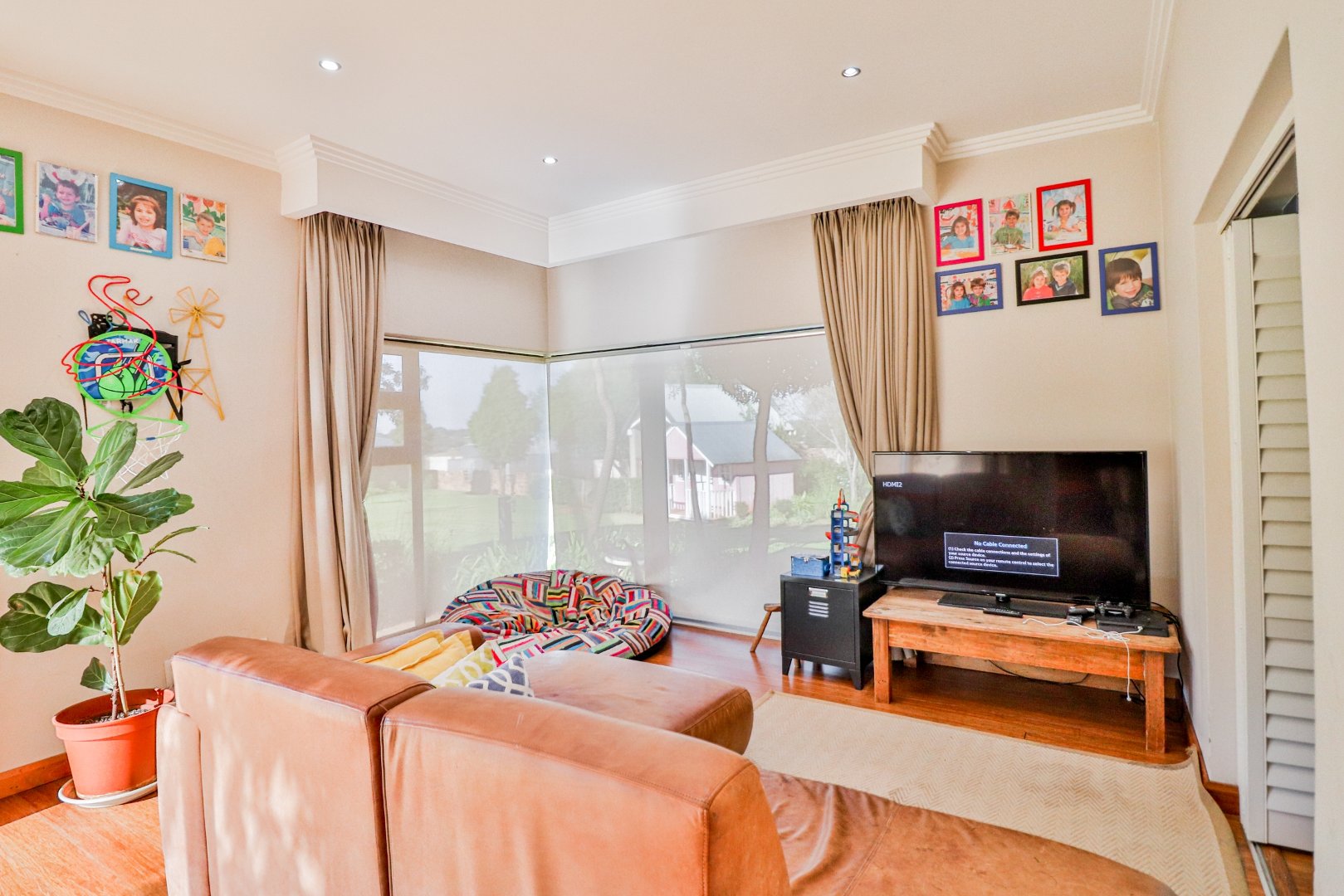 6 Bedroom Property for Sale in Norton Home Estate AH Gauteng