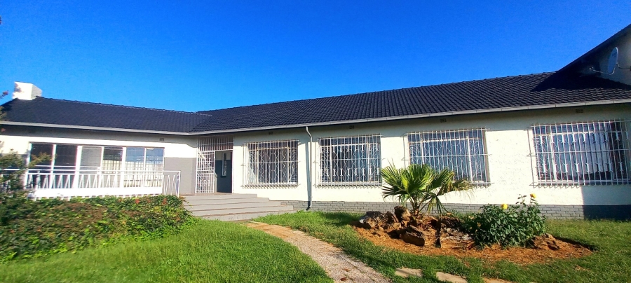 4 Bedroom Property for Sale in Ridgeway Gauteng