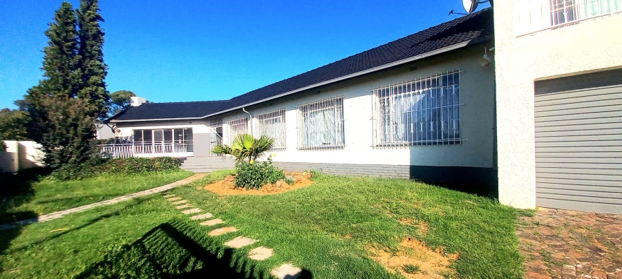 4 Bedroom Property for Sale in Ridgeway Gauteng