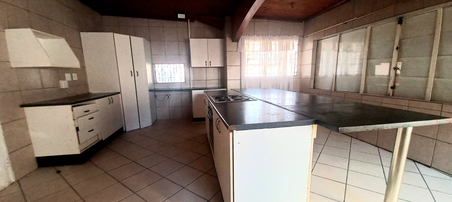 4 Bedroom Property for Sale in Ridgeway Gauteng