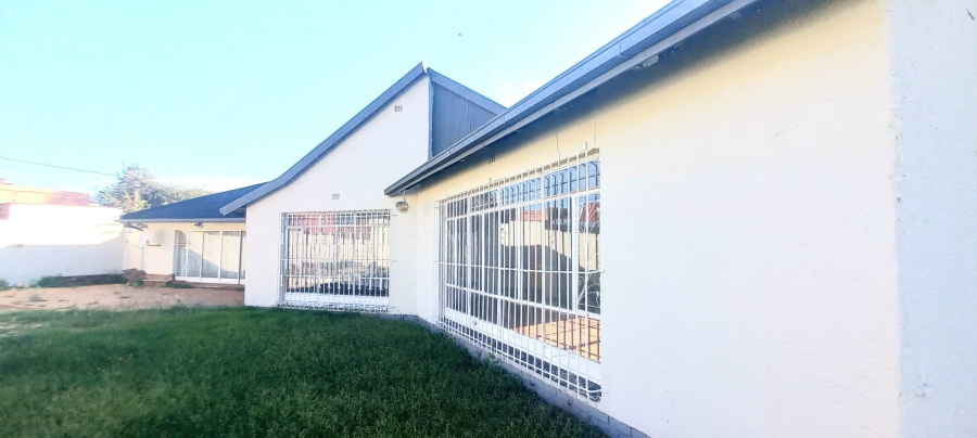 4 Bedroom Property for Sale in Ridgeway Gauteng