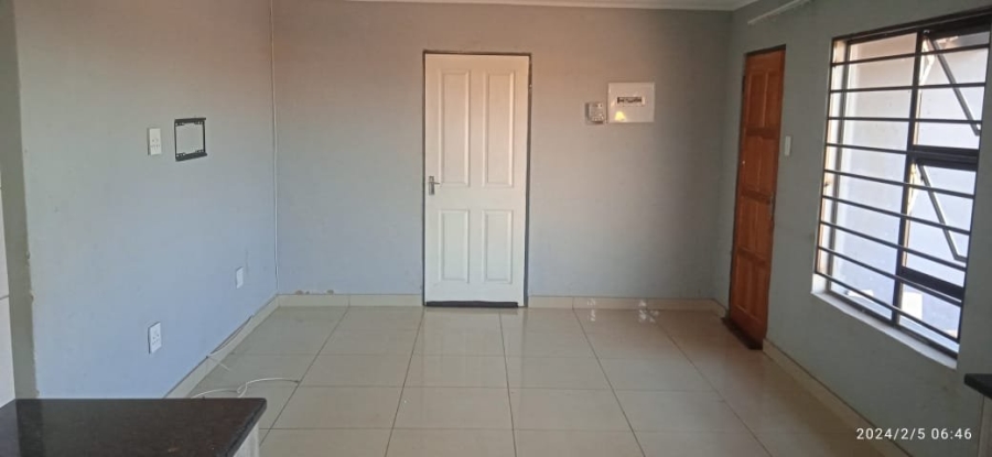 To Let  Bedroom Property for Rent in Villa Liza Gauteng