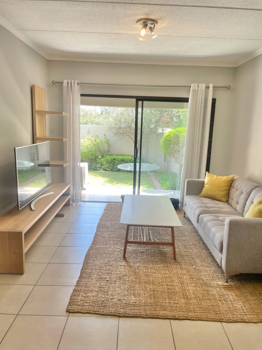 2 Bedroom Property for Sale in Lonehill Gauteng