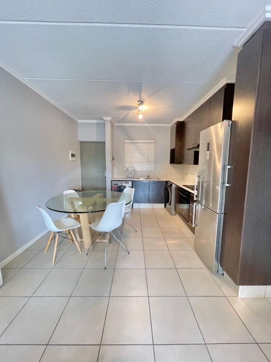 2 Bedroom Property for Sale in Lonehill Gauteng