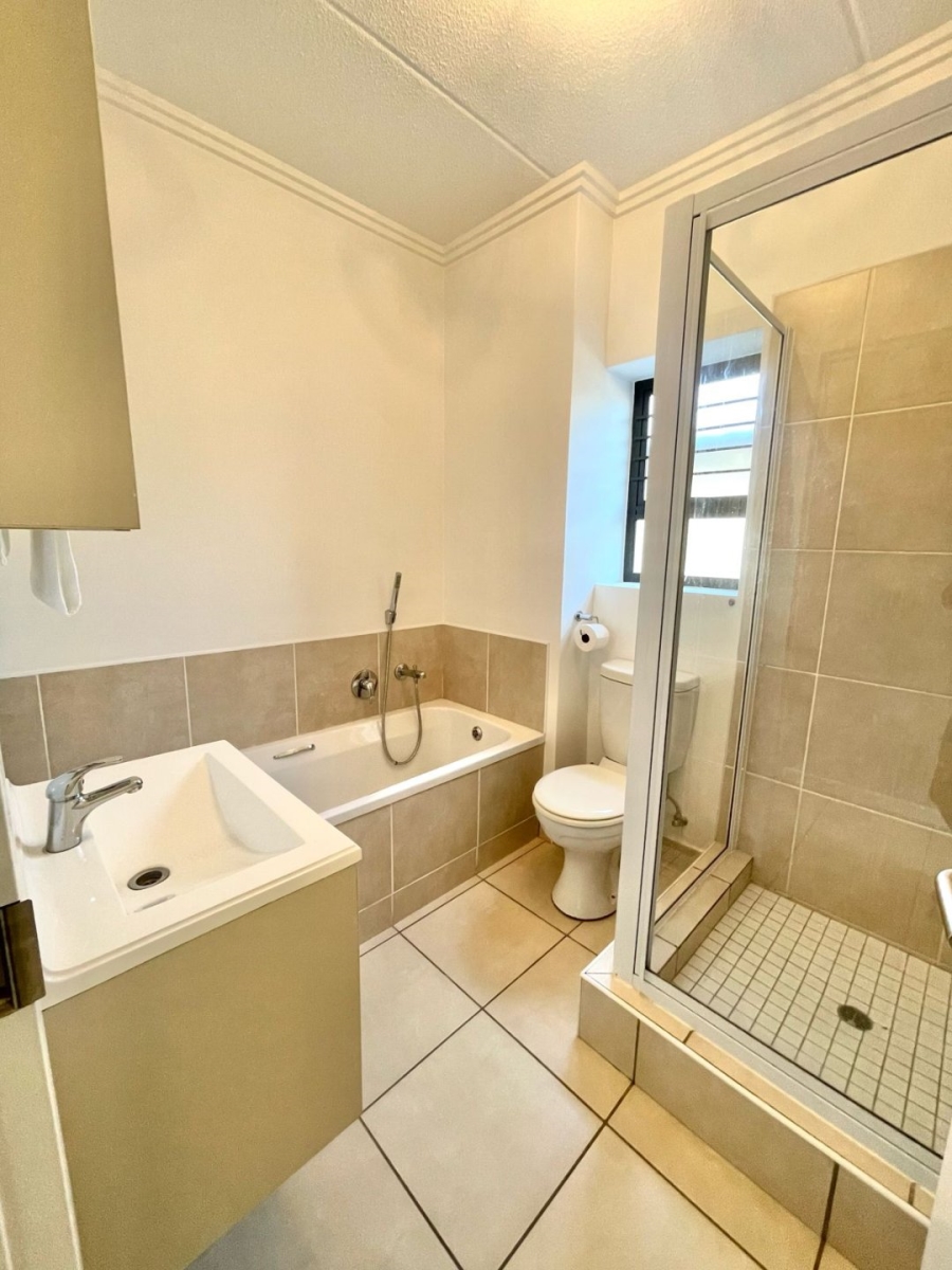 2 Bedroom Property for Sale in Lonehill Gauteng