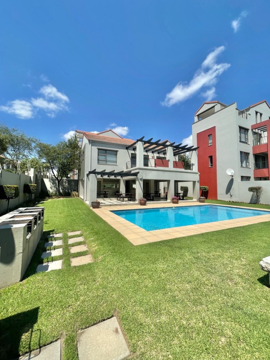 2 Bedroom Property for Sale in Lonehill Gauteng