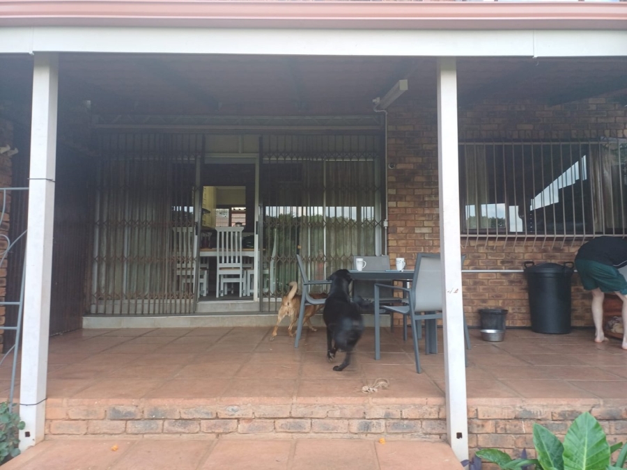 3 Bedroom Property for Sale in Hennopspark Gauteng