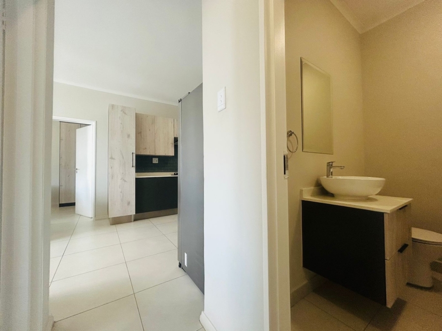 2 Bedroom Property for Sale in Halfway Gardens Gauteng