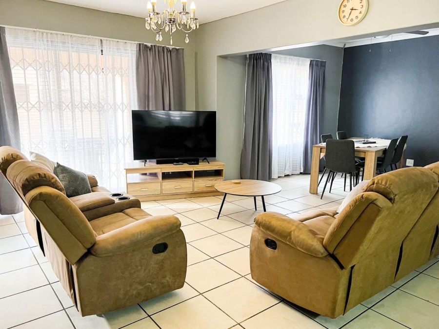 3 Bedroom Property for Sale in Willow Acres Ext 7 Gauteng