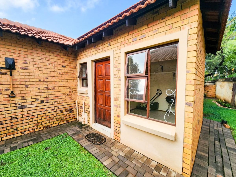 3 Bedroom Property for Sale in Willow Acres Ext 7 Gauteng