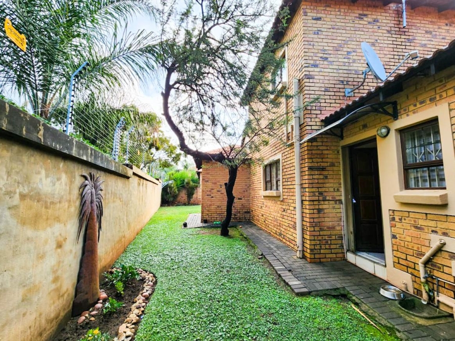 3 Bedroom Property for Sale in Willow Acres Ext 7 Gauteng