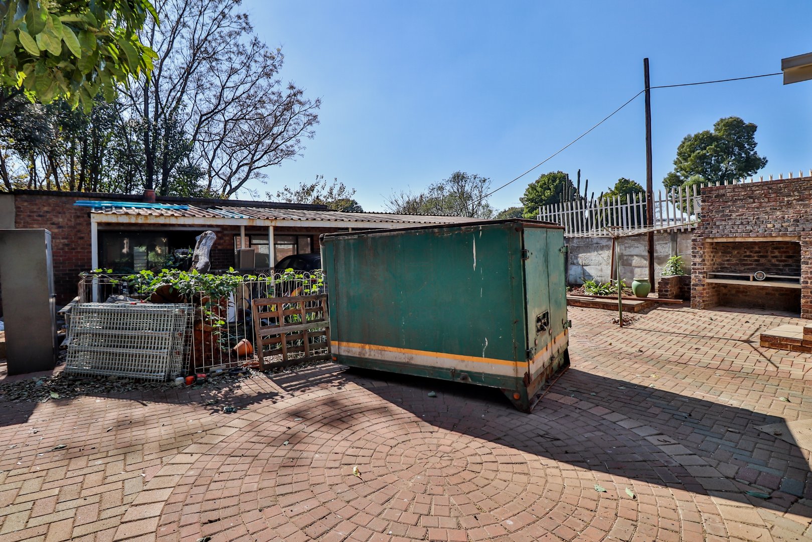 8 Bedroom Property for Sale in Rhodesfield Gauteng