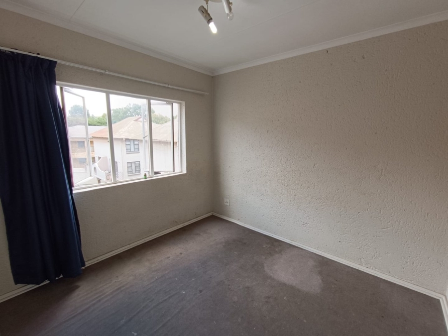 1 Bedroom Property for Sale in Westdene Gauteng
