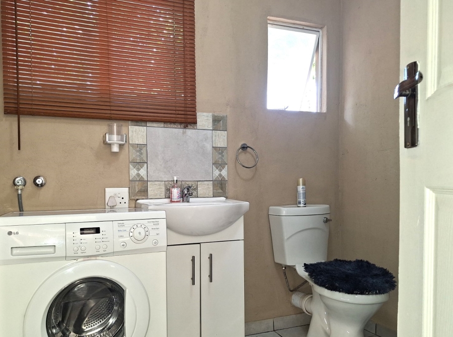 To Let 1 Bedroom Property for Rent in Northwold Gauteng