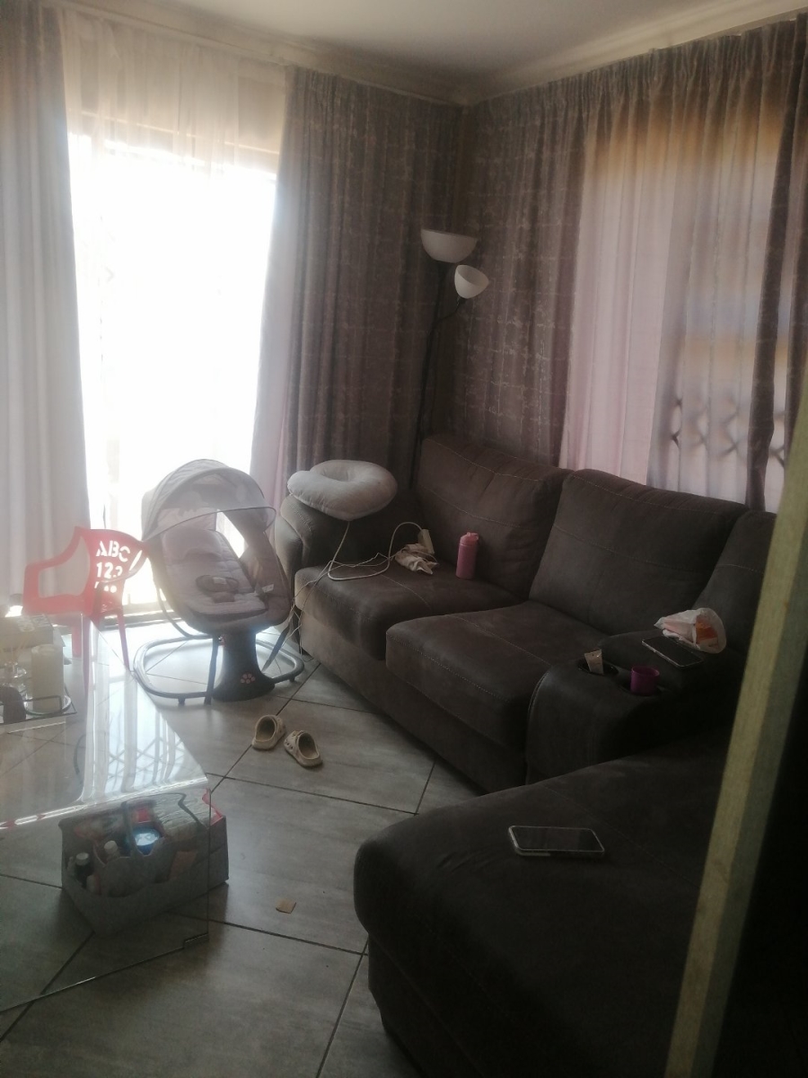 To Let 3 Bedroom Property for Rent in Blue Hills AH Gauteng