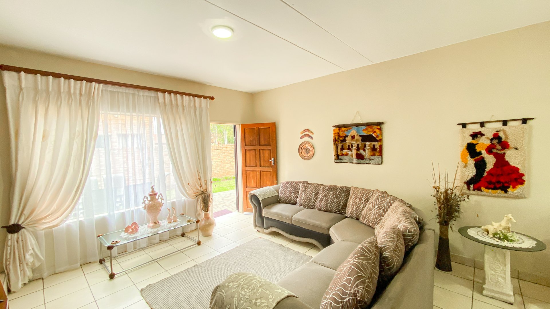 2 Bedroom Property for Sale in Theresa Park Gauteng