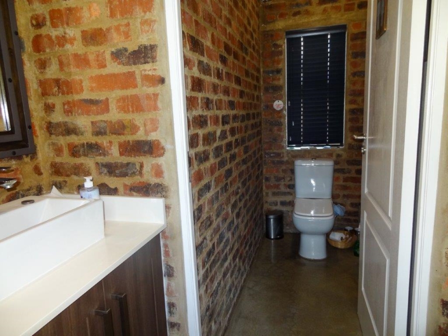 4 Bedroom Property for Sale in Copperleaf Estate Gauteng