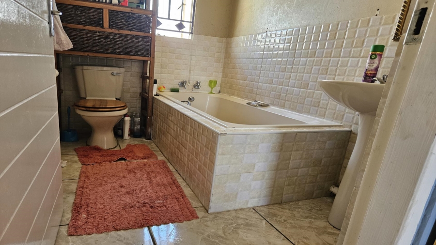 3 Bedroom Property for Sale in Chief A. Luthuli Park Gauteng