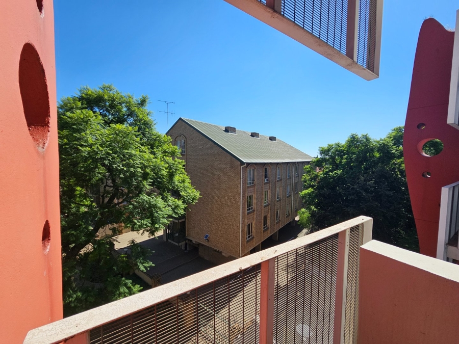 To Let 2 Bedroom Property for Rent in Hillcrest Gauteng