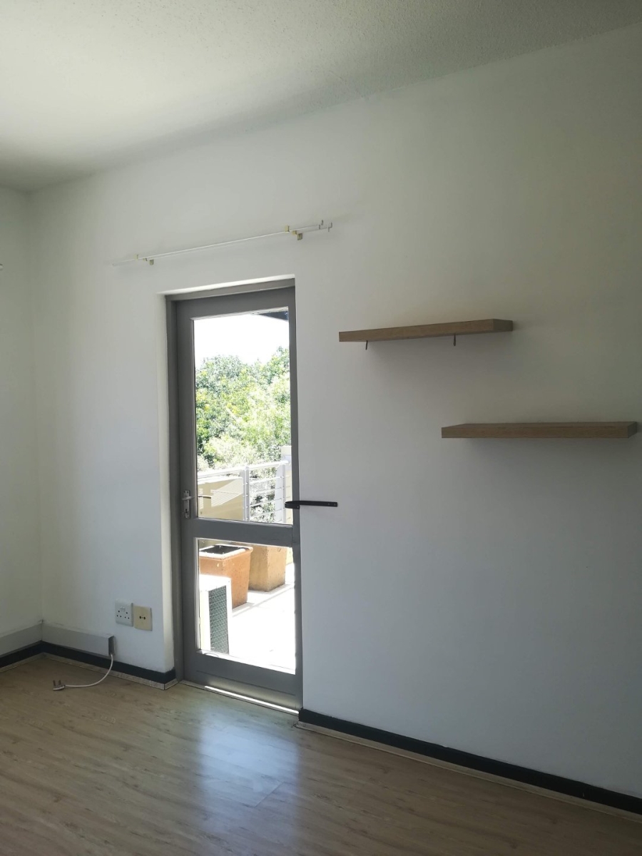 To Let 2 Bedroom Property for Rent in Pineslopes Gauteng