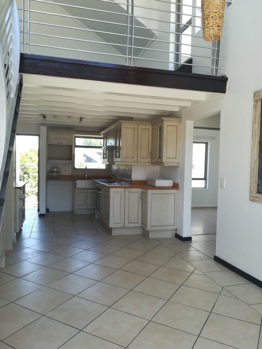 To Let 2 Bedroom Property for Rent in Pineslopes Gauteng