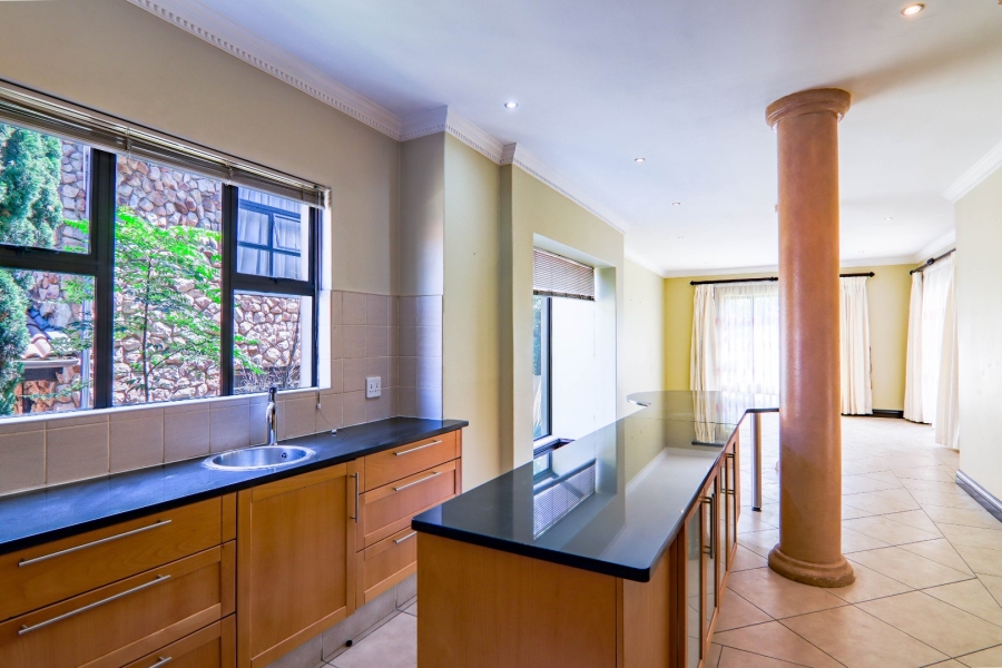 4 Bedroom Property for Sale in Blue Valley Golf Estate Gauteng