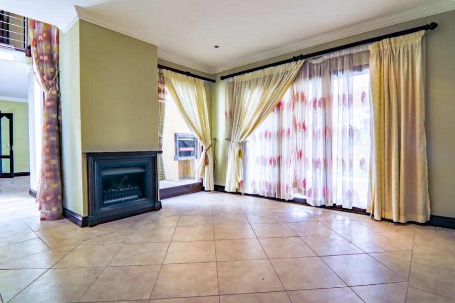 4 Bedroom Property for Sale in Blue Valley Golf Estate Gauteng