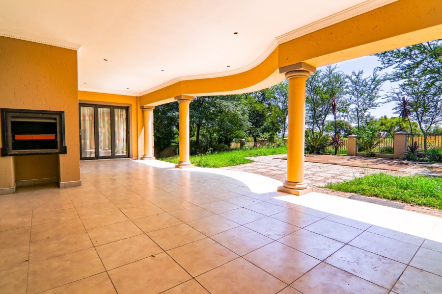 4 Bedroom Property for Sale in Blue Valley Golf Estate Gauteng