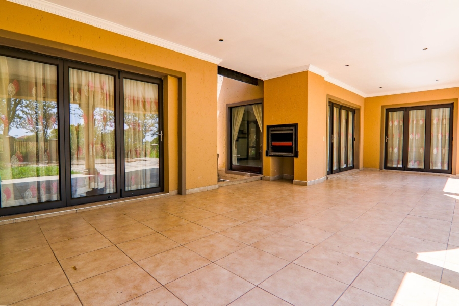 4 Bedroom Property for Sale in Blue Valley Golf Estate Gauteng