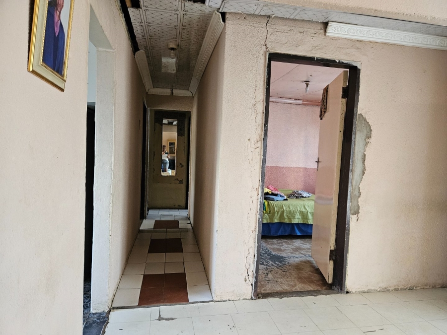 3 Bedroom Property for Sale in Etwatwa Gauteng