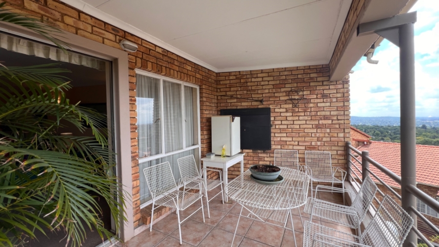 2 Bedroom Property for Sale in Windsor East Gauteng