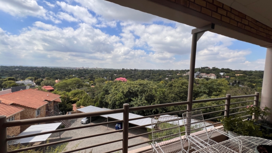 2 Bedroom Property for Sale in Windsor East Gauteng