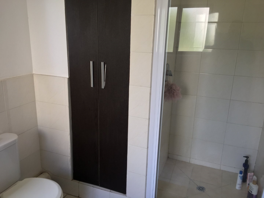 2 Bedroom Property for Sale in Noordwyk Gauteng