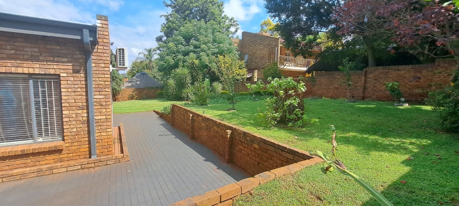 4 Bedroom Property for Sale in Eldoraigne Gauteng