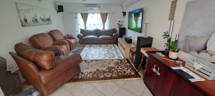 4 Bedroom Property for Sale in Eldoraigne Gauteng