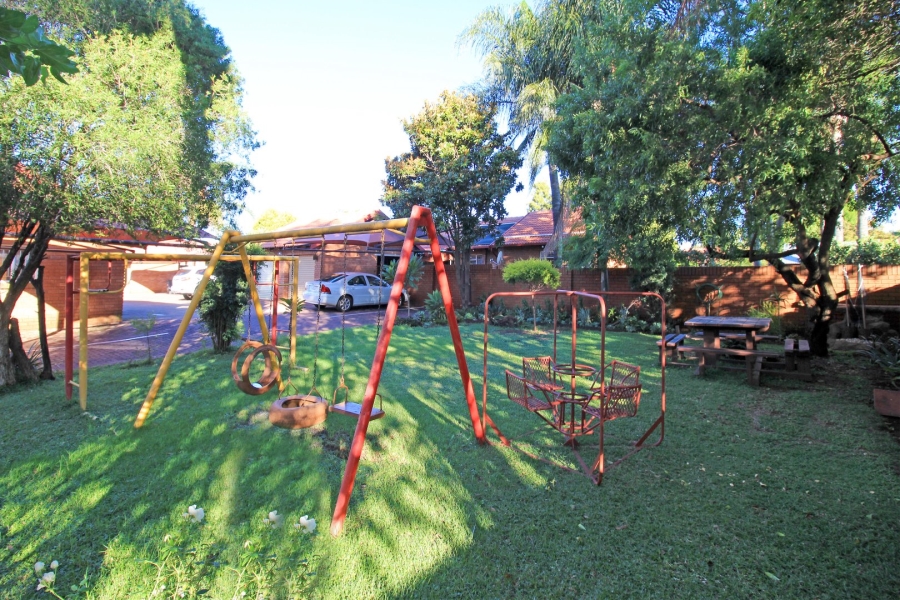 2 Bedroom Property for Sale in Wierda Park Gauteng