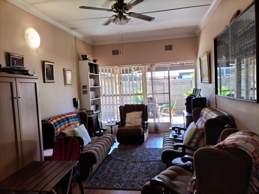 3 Bedroom Property for Sale in Vanderbijlpark Cw 6 Gauteng