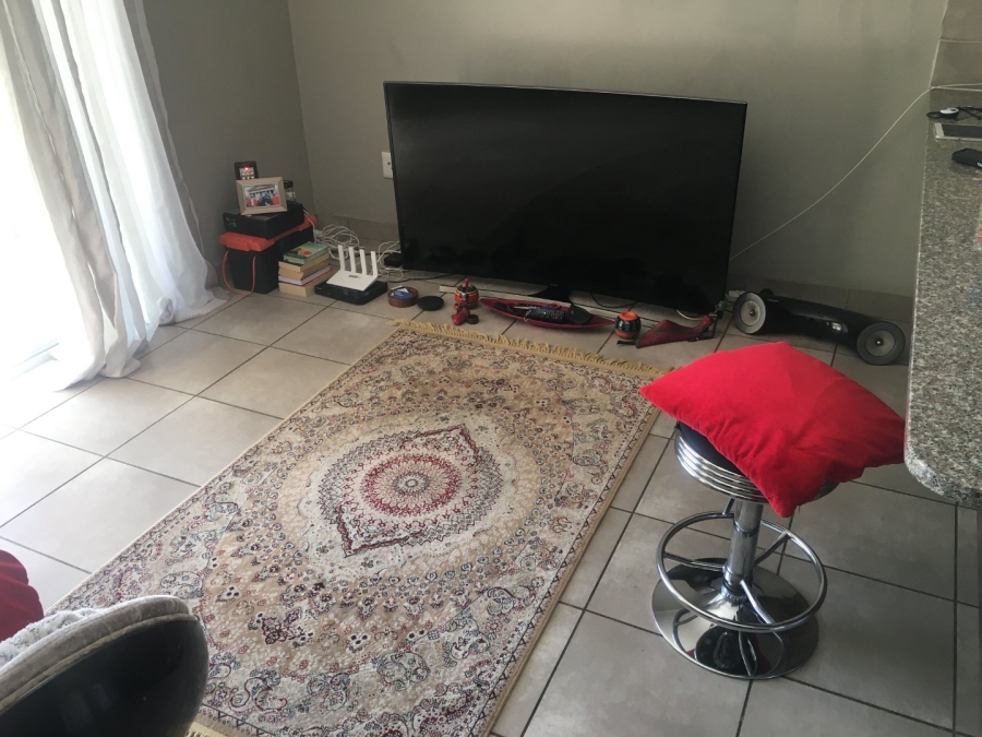 2 Bedroom Property for Sale in Erand Gardens Gauteng