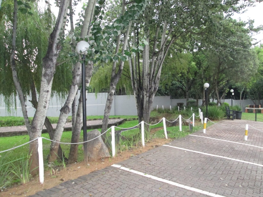 1 Bedroom Property for Sale in Rivonia Gauteng