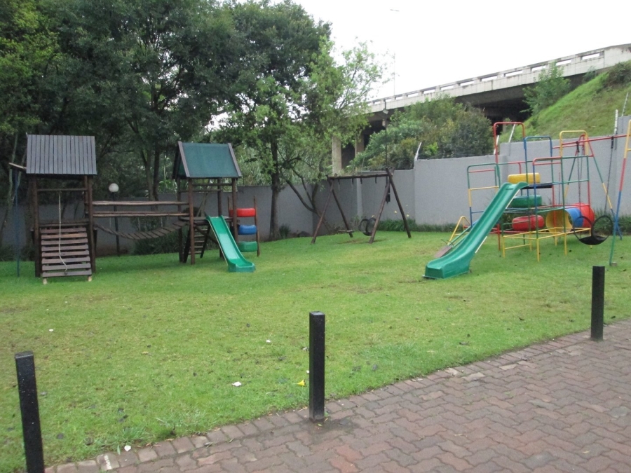 1 Bedroom Property for Sale in Rivonia Gauteng