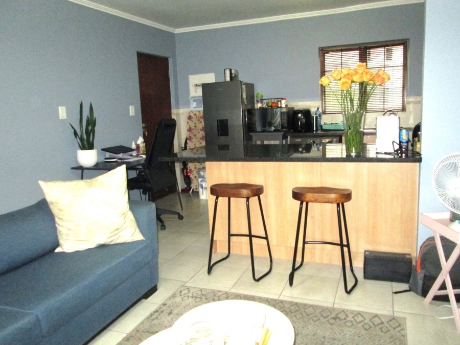 1 Bedroom Property for Sale in Rivonia Gauteng