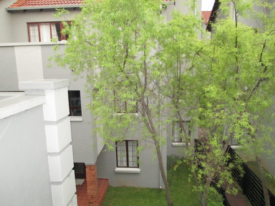 1 Bedroom Property for Sale in Rivonia Gauteng