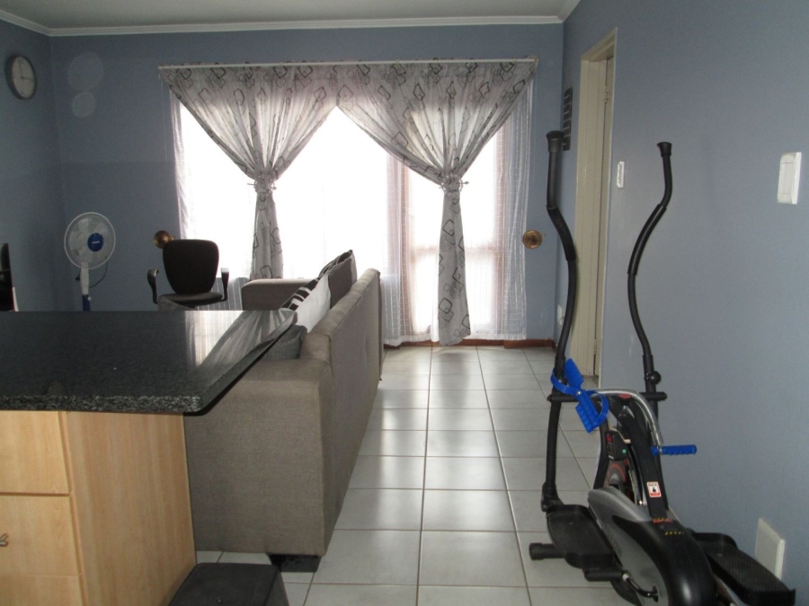 1 Bedroom Property for Sale in Rivonia Gauteng