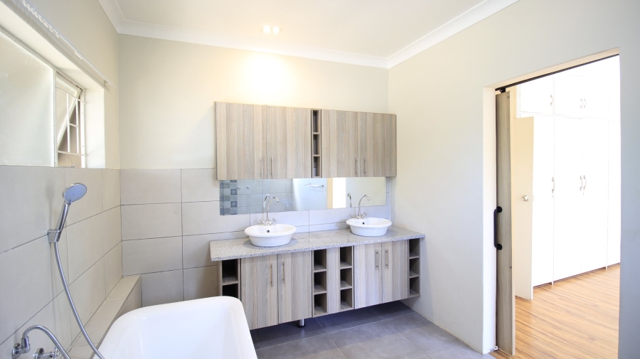 4 Bedroom Property for Sale in Lynnwood Glen Gauteng