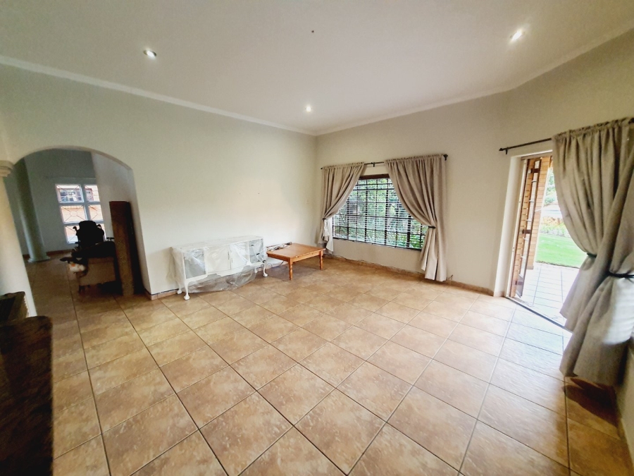 To Let 3 Bedroom Property for Rent in Elardus Park Gauteng